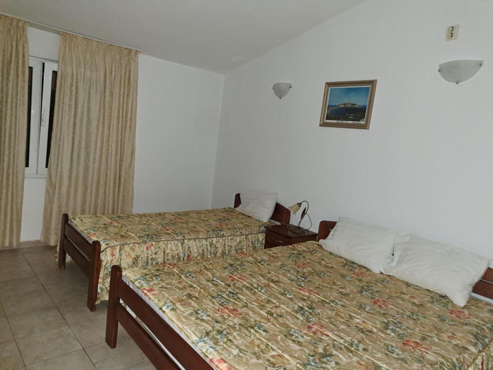 The Four Fish Apartment Petrovac Exterior foto